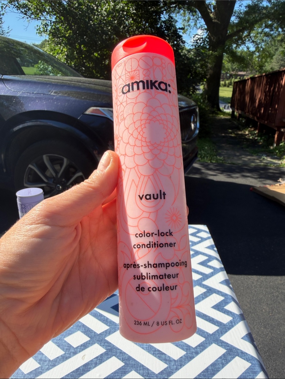 amika Vault ~ Color-Lock Conditioner Bottle Full Size